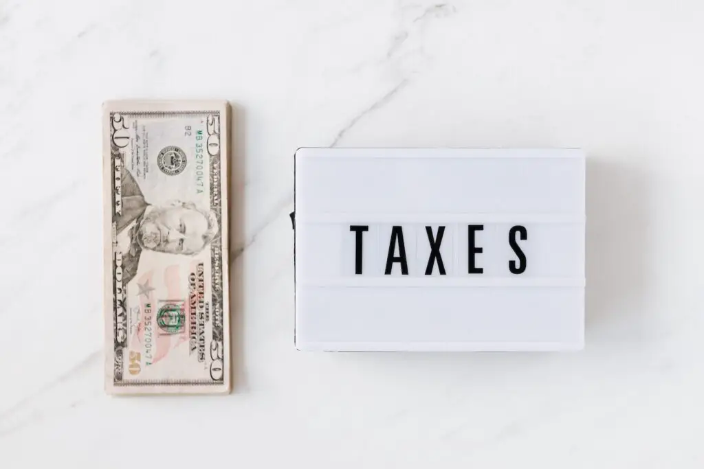 is-it-a-sin-not-to-pay-taxes-3-things-the-bible-says